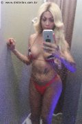 Roma Trans Camilla Brazil 389 90 59 453 foto selfie 16