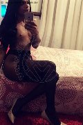 Roma Trav Thais Melo 388 32 39 396 foto selfie 137