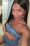 Roma Trav Thais Melo 388 32 39 396 foto selfie 69
