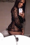 Roma Trav Thais Melo 388 32 39 396 foto selfie 55